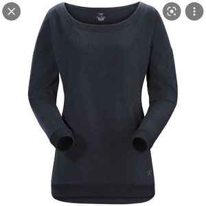 Mini bird Arc’teryx sweatshirt